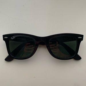 Ray-Ban Wayfarer Sunglasses